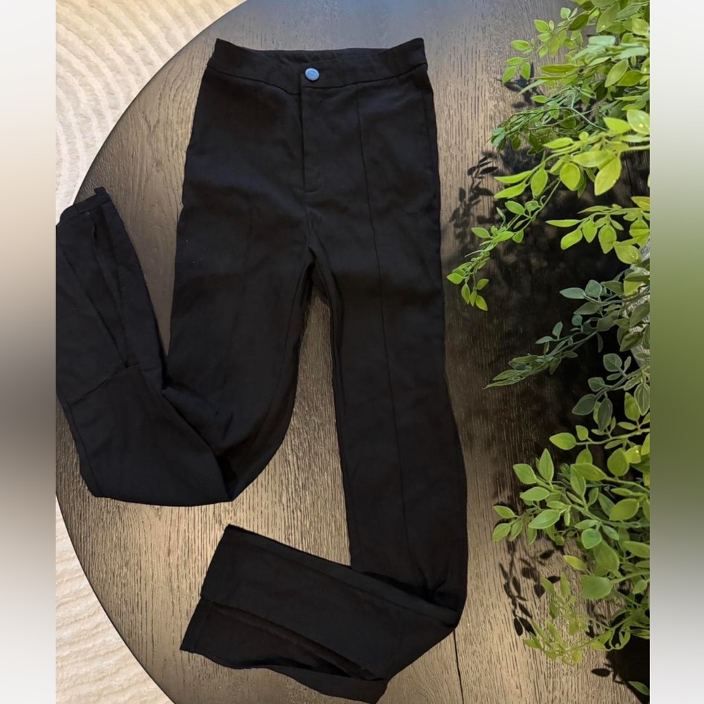 Black high waisted pants